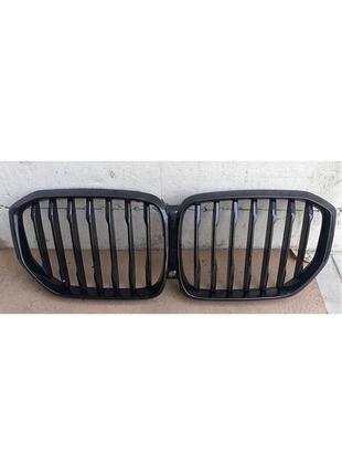 Bmw x5 g05 решітка радіатора 51138096590