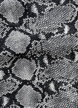 Женское короткое платье на замочке, змеиный принт zara в идеальном состоянии из хлопка7 фото