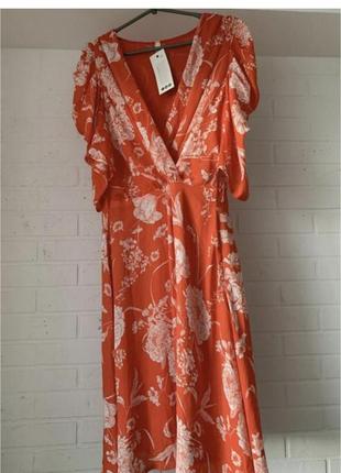 Платье оранжевое в цветы boohoo1 фото