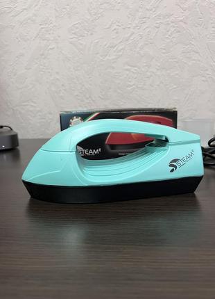 Відпарювач-праска