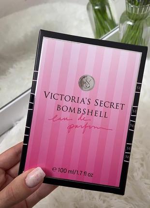 Жіноча парфумована вода victoria's secret bombshell
