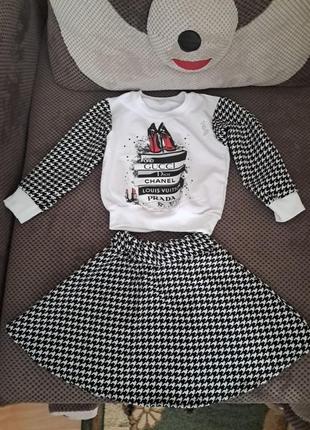 Стильний костюмчик для дівчаток