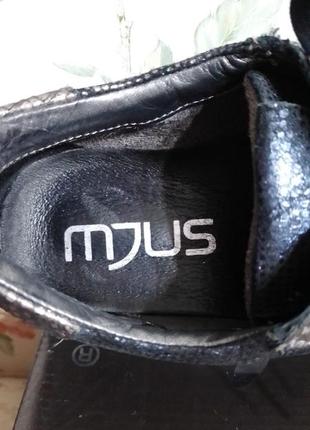 Кросівки з натуральної шкіри mjus італію4 фото