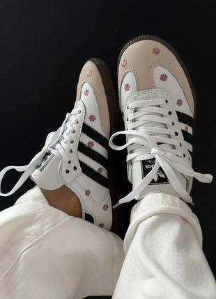 Кросівки adidas