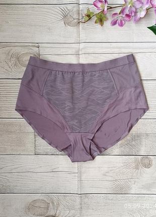 Високі жіночі гладкі трусики triumph airy sensation  пуш-ап