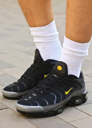Кроссовки nike air max tn plus black grey yellow