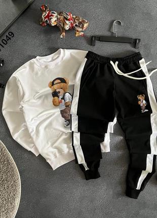 Чоловічий спортивний костюм з ведмедем bear