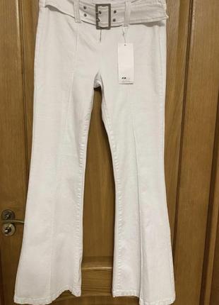 Новые модные белые джинсы на низкой посадке клёш 48- р2 фото