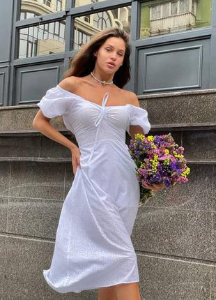 Жіноча біла котонова сукня з вишивкою4 фото
