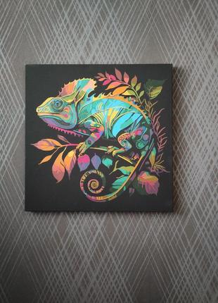 Хамелеон картина готовая работа 40х40см на черном холсте