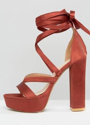 Босоножки 36р