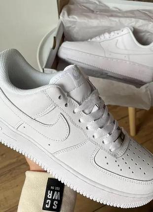 Женские кроссовки nike air force