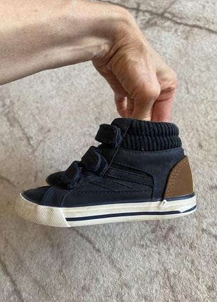 Кроссовки, хайтопы primark