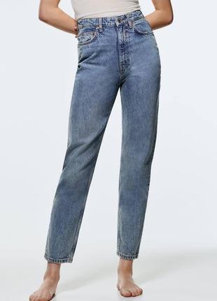 Джинсы бренда zara