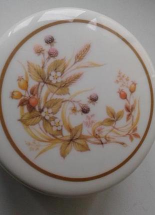 Винтажная шкатулка с отверстиями из меламина marks & spencer