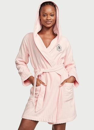 Махровый халат terry hooded short robe виктория сикрет
