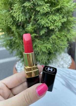Chanel помада шанель