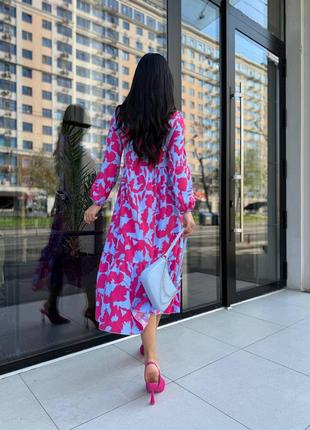 Голубое розовое женское платье миди в цветочный принт оверсайз свободного кроя женское прогулочное нежное длинное платье в цветы3 фото
