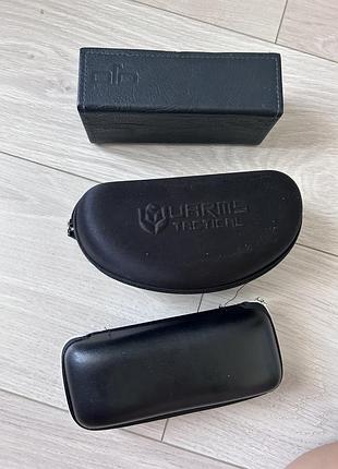 Футляры для очков