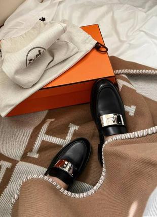 Лоферы в стиле hermes