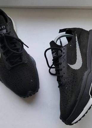 Новая модель просто фантастически красивых кроссовок nike air zoom type cz 1151