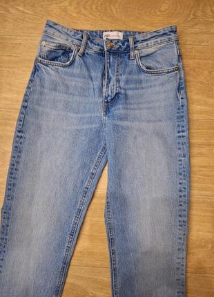 Классные голубые джинсы с разрезами zara, размер s.10 фото