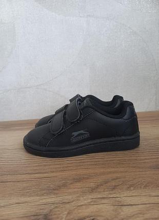 Кроссовки на липучках slazenger 28р