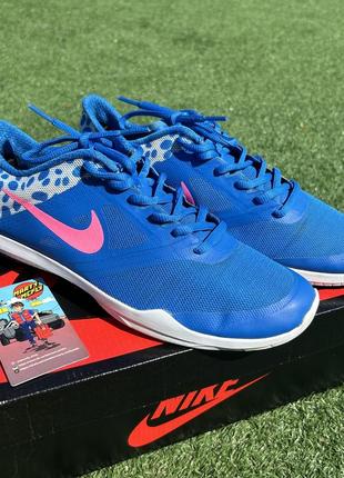 Жіночі кросівки nike studio trainer 2 flex victory elite legend metcon8 фото