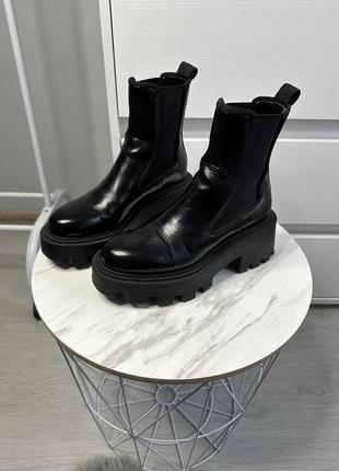 Черевики ботильйони челсі zara