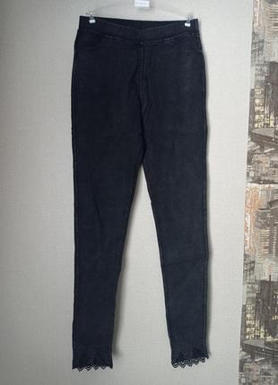 Стрейчевые джинсы скинни с кружевом, цвет черный, размер л - хл, хлопок.3 фото