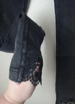 Стрейчевые джинсы скинни с кружевом, цвет черный, размер л - хл, хлопок.8 фото