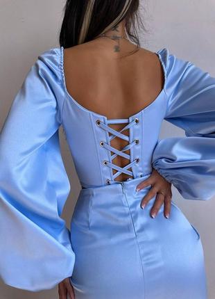 Атласный костюм с корсетом