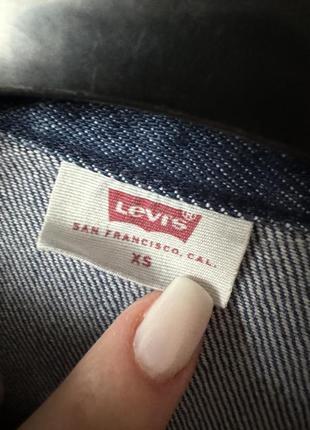 Джинсовое платье с воротником levi’s xs9 фото