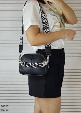 Жіноча стильна та якісна сумка з еко шкіри чорна1 фото