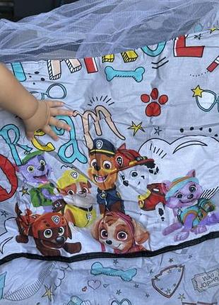 Манеж/ремені безпеки в потяг дитячий