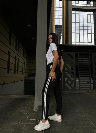 Штани жіночі