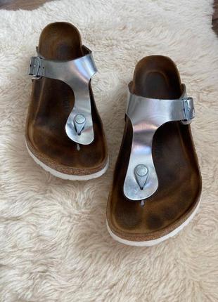 Серебряные ортопедические кожаные шлепанцы, вьетнамки birkenstock gizeh, 41