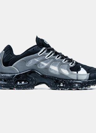 Кроссовки мужские nike air max plus triple black/white