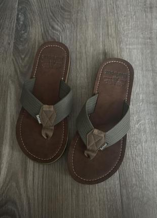 Шльопанці чоловічі