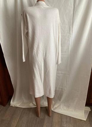 Женское белое длинное вязаное платье2 фото