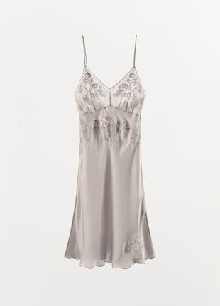 Короткое платье серое кружевное zara new4 фото