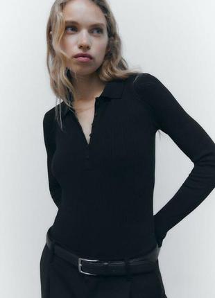 Чорне поло лонгслів напівсітка від zara