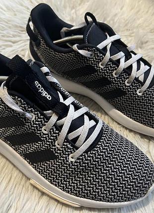 Кроссовки 👟