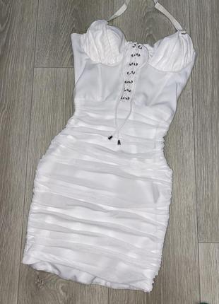 Біла міні серії сукня з чашкою і корсетом oh polly.3 фото