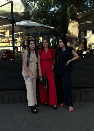 Трендовый костюм палаццо жилет с поясом