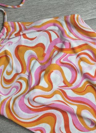 Летнее трикотажное вязаное платье сарафан через шею в разводы от h&m оригинал3 фото