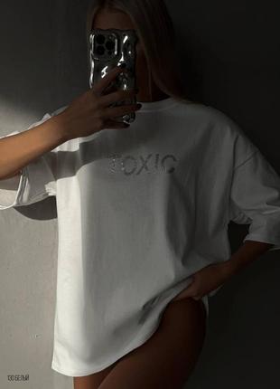 Жіноча популярна та трендова футболка зі стразами onesize s-xl кулір5 фото