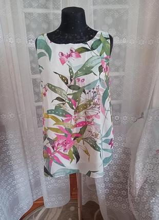 Літня блузка фірми wallis 14-16розміру.