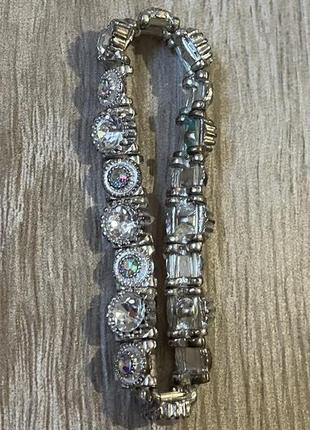 Браслет, камни переливаются