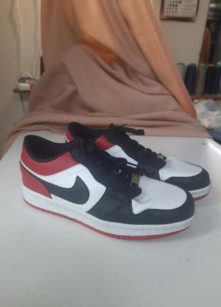 Кросівки    унісекс